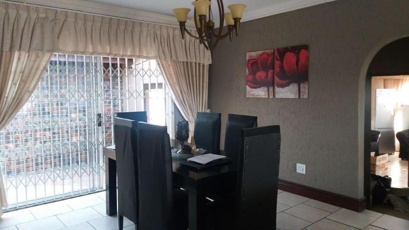 3 Bedroom Property for Sale in Three Rivers Gauteng