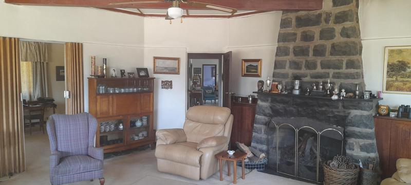5 Bedroom Property for Sale in Golf View Gauteng