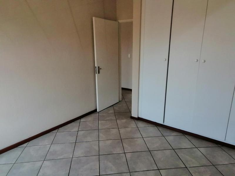 2 Bedroom Property for Sale in Honeydew Gauteng