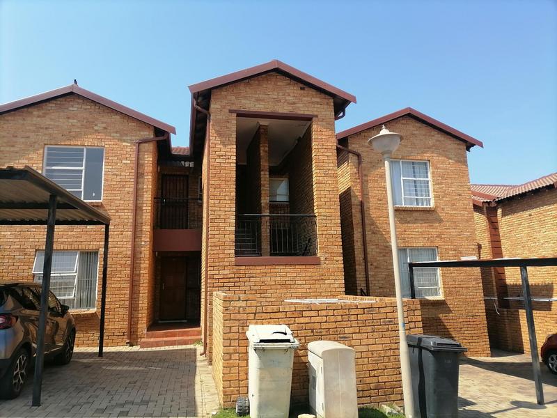 2 Bedroom Property for Sale in Honeydew Gauteng