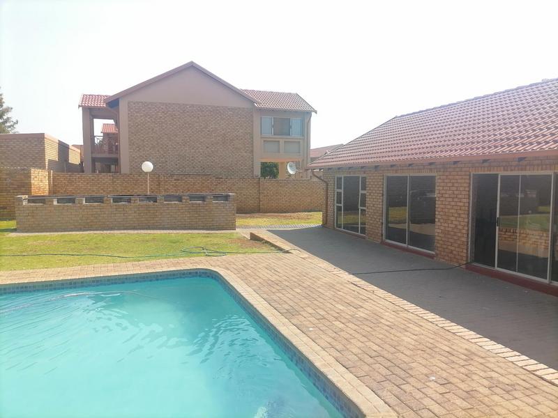 2 Bedroom Property for Sale in Amberfield Gauteng