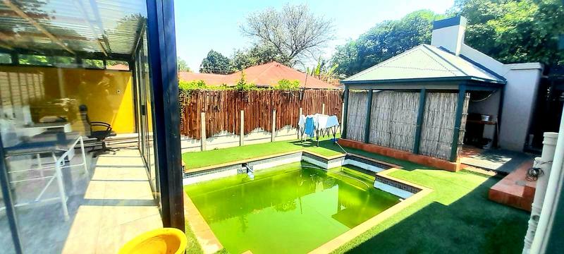 4 Bedroom Property for Sale in Clydesdale Gauteng