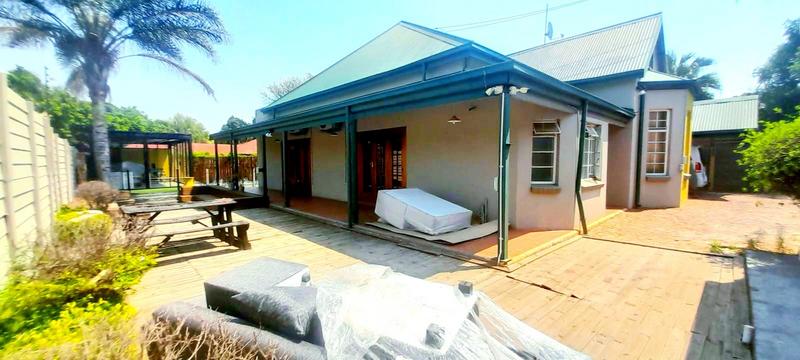 4 Bedroom Property for Sale in Clydesdale Gauteng