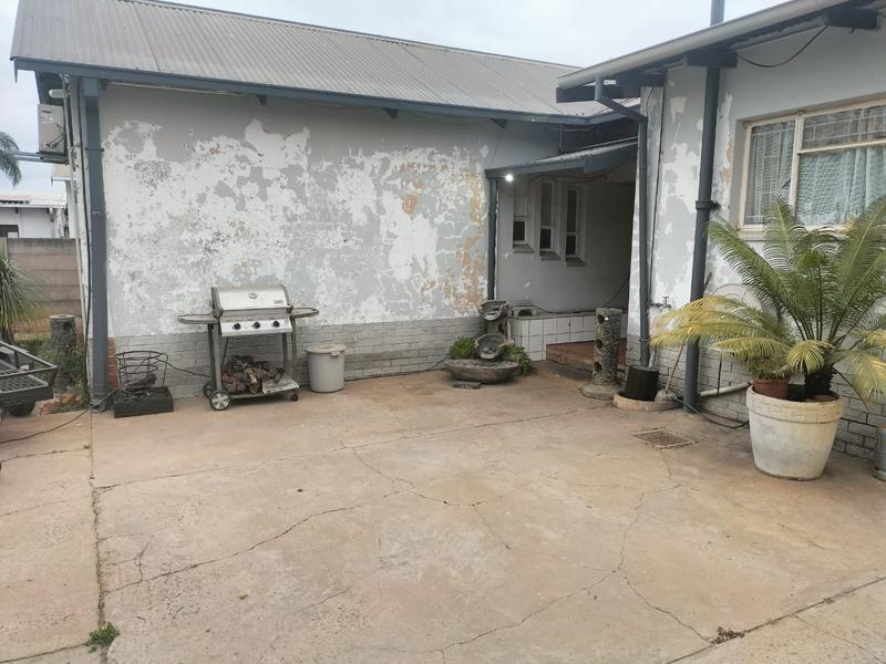 4 Bedroom Property for Sale in Booysens Gauteng