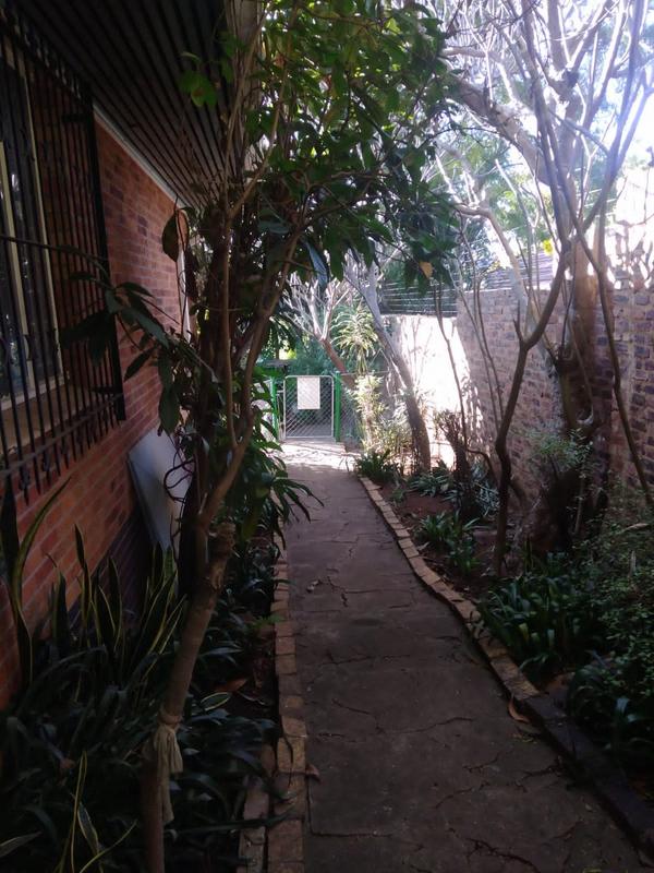 5 Bedroom Property for Sale in Pretoria Gardens Gauteng