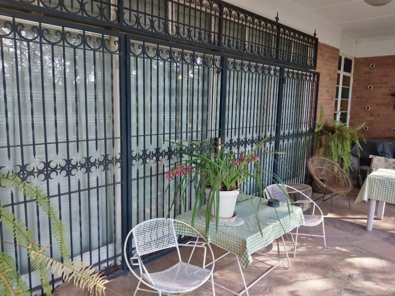 5 Bedroom Property for Sale in Pretoria Gardens Gauteng