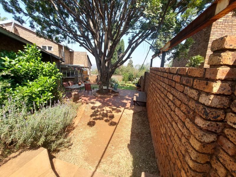 4 Bedroom Property for Sale in Suiderberg Gauteng