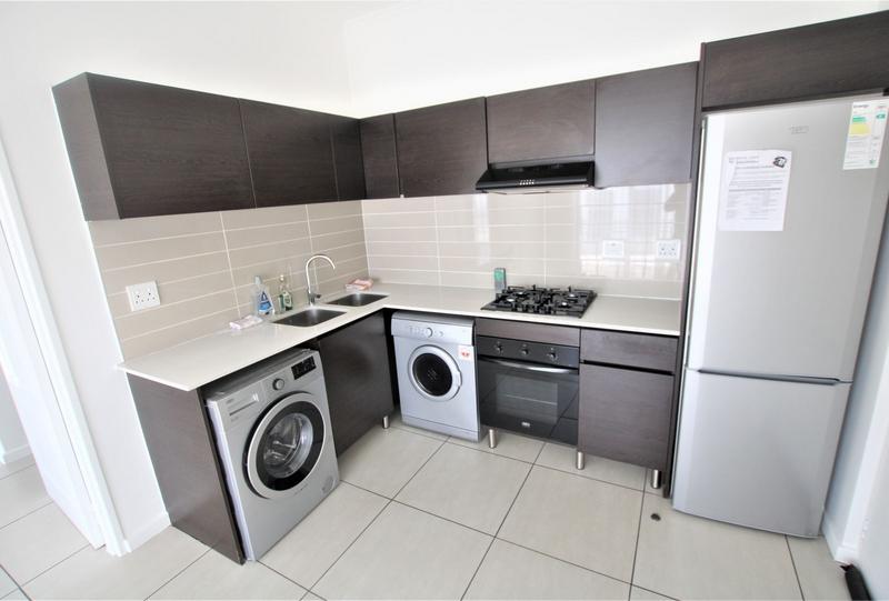 1 Bedroom Property for Sale in Greenstone Hill Gauteng