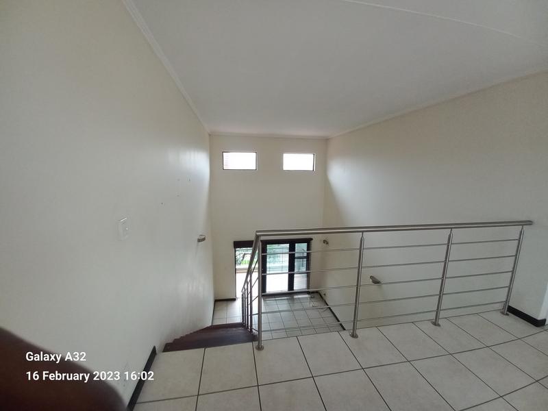 3 Bedroom Property for Sale in Greenstone Hill Gauteng