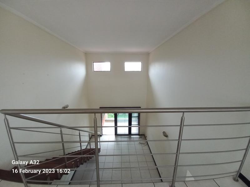 3 Bedroom Property for Sale in Greenstone Hill Gauteng