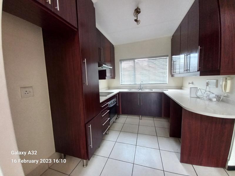 3 Bedroom Property for Sale in Greenstone Hill Gauteng