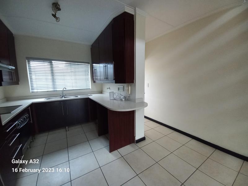 3 Bedroom Property for Sale in Greenstone Hill Gauteng