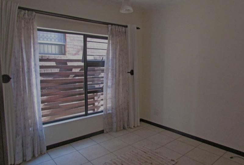 3 Bedroom Property for Sale in Greenstone Hill Gauteng