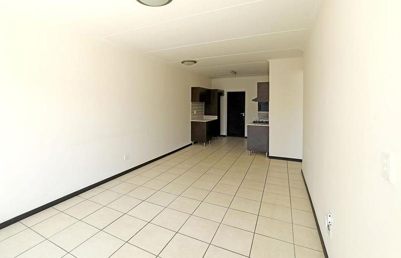 2 Bedroom Property for Sale in Greenstone Hill Gauteng