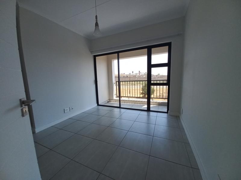 1 Bedroom Property for Sale in Waterfall Gauteng