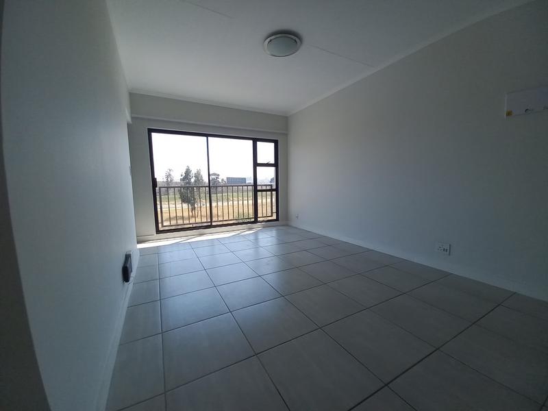 1 Bedroom Property for Sale in Waterfall Gauteng