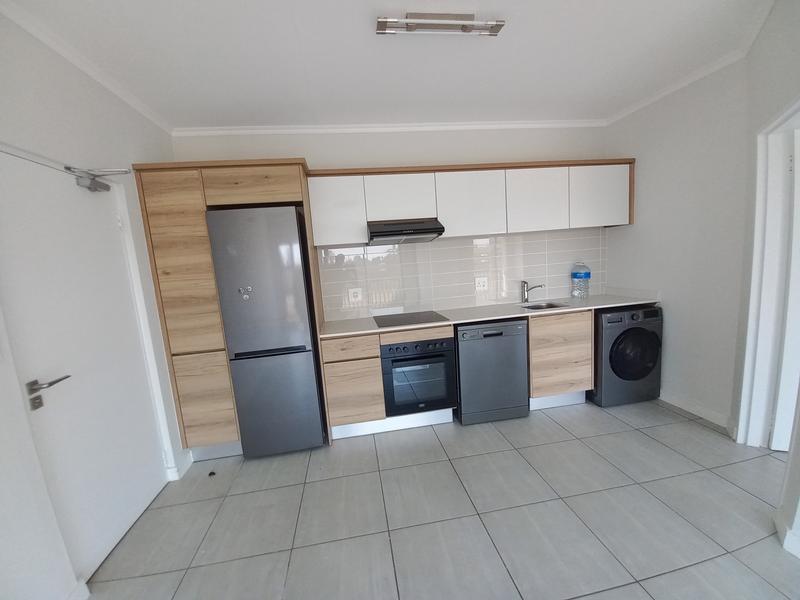 1 Bedroom Property for Sale in Waterfall Gauteng