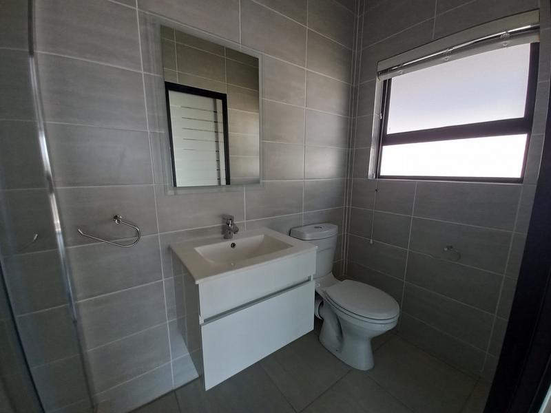 1 Bedroom Property for Sale in Waterfall Gauteng