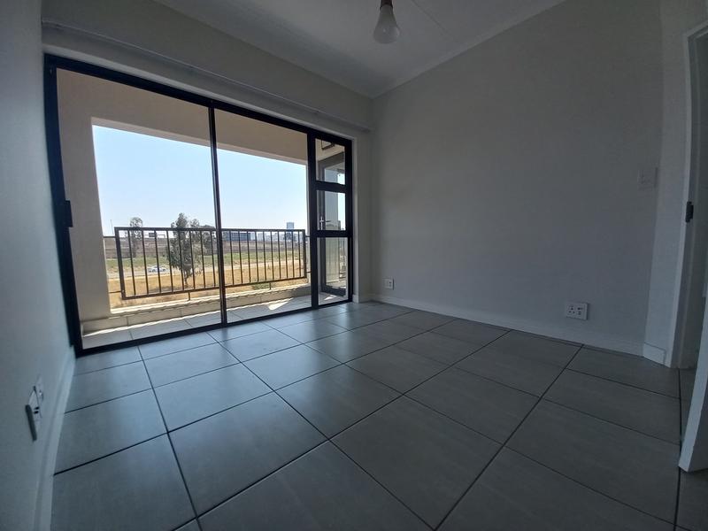 1 Bedroom Property for Sale in Waterfall Gauteng