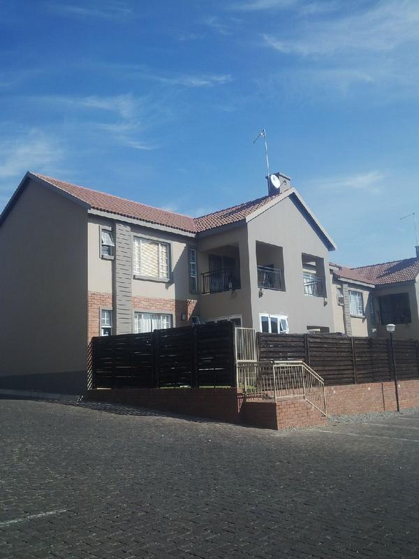 2 Bedroom Property for Sale in Rynfield Gauteng