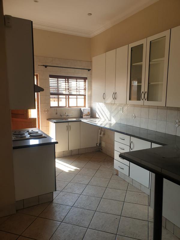 2 Bedroom Property for Sale in Comet Gauteng