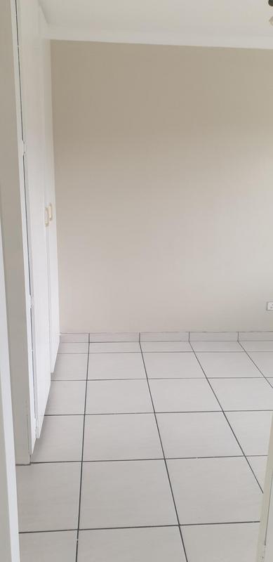 2 Bedroom Property for Sale in Ravenswood Gauteng