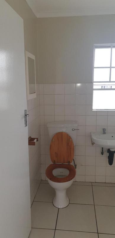 2 Bedroom Property for Sale in Ravenswood Gauteng