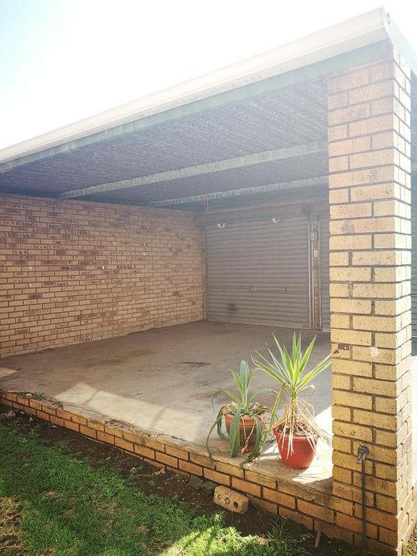 2 Bedroom Property for Sale in Birchleigh Gauteng