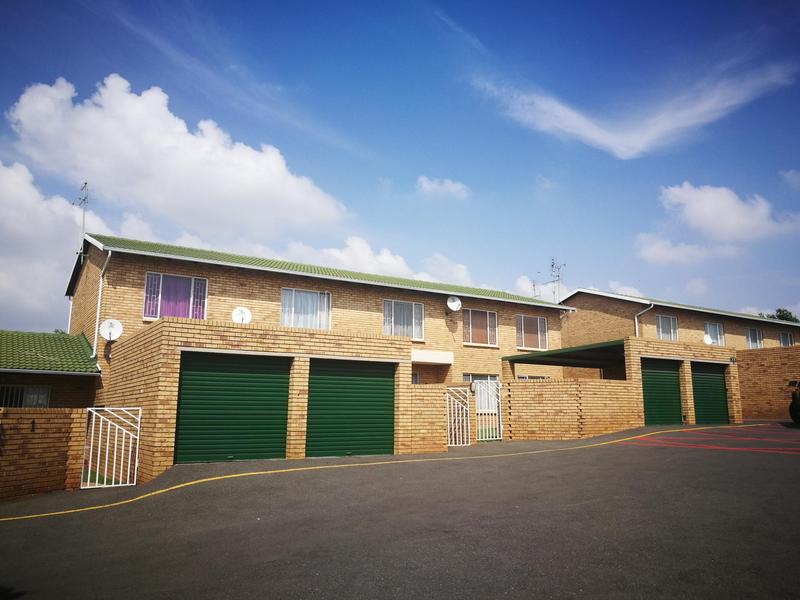 2 Bedroom Property for Sale in Birchleigh Gauteng