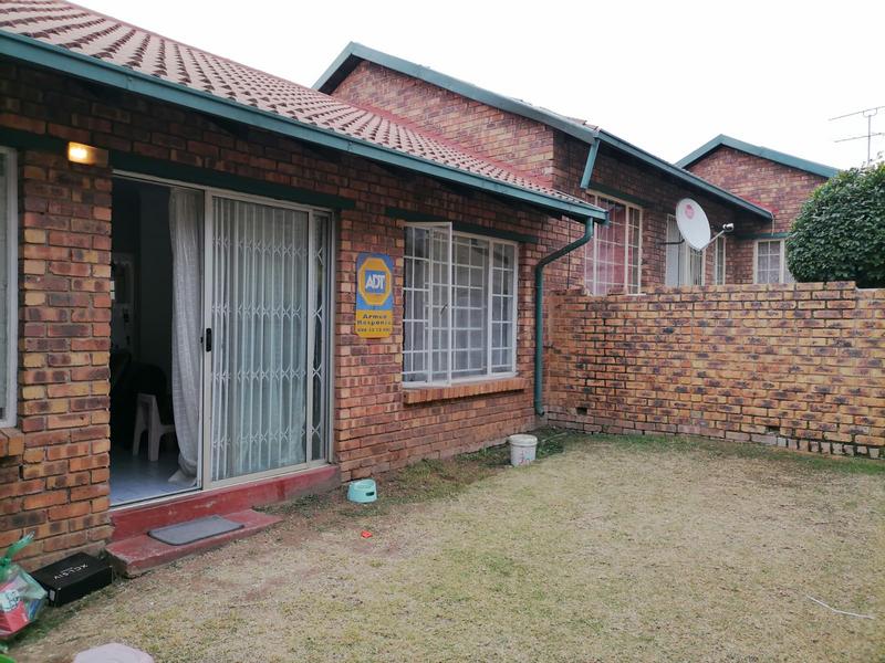 2 Bedroom Property for Sale in Birchleigh Gauteng