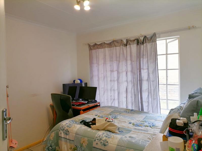 2 Bedroom Property for Sale in Birchleigh Gauteng