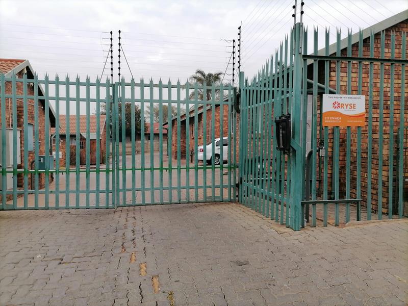 2 Bedroom Property for Sale in Birchleigh Gauteng
