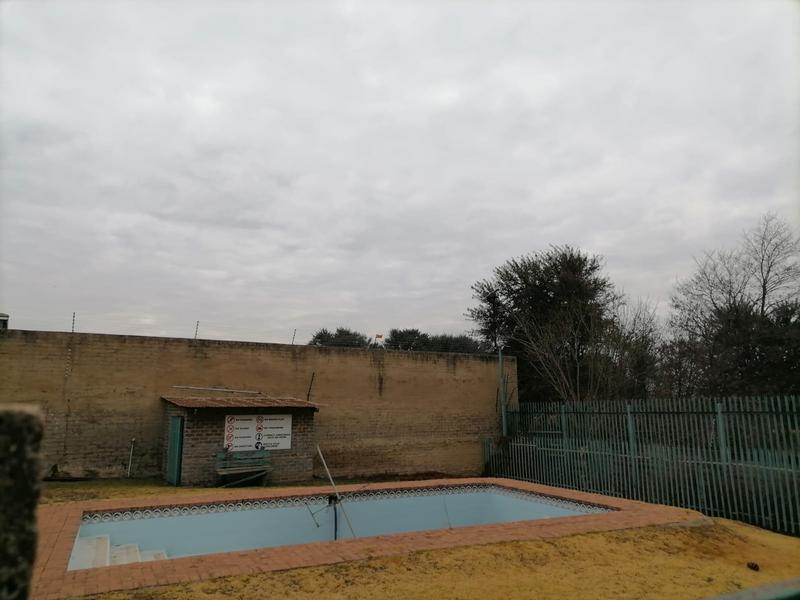 2 Bedroom Property for Sale in Birchleigh Gauteng