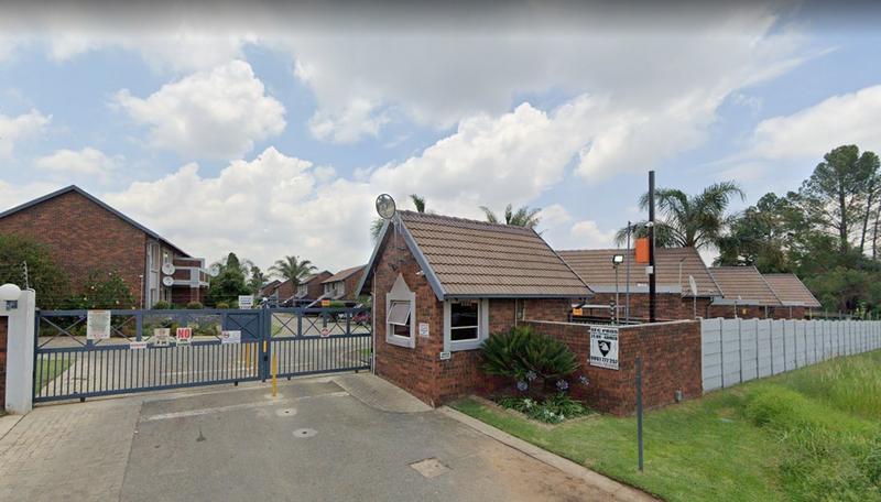 2 Bedroom Property for Sale in Glen Marais Gauteng