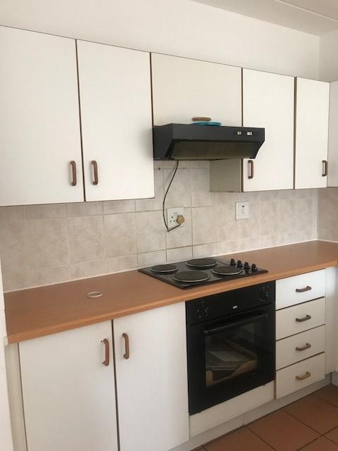 2 Bedroom Property for Sale in Glen Marais Gauteng