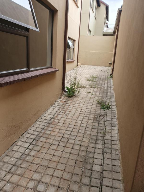 3 Bedroom Property for Sale in Terenure Gauteng