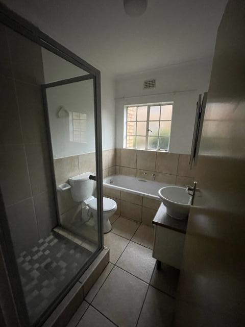 2 Bedroom Property for Sale in North Riding Gauteng