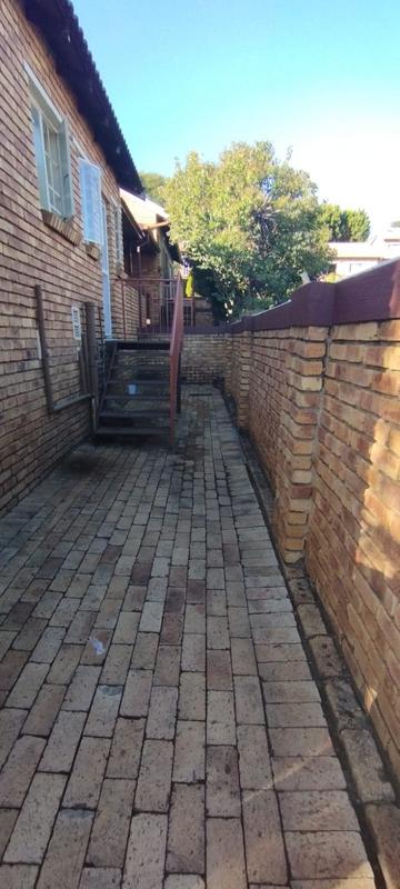 2 Bedroom Property for Sale in Wilgeheuwel Gauteng