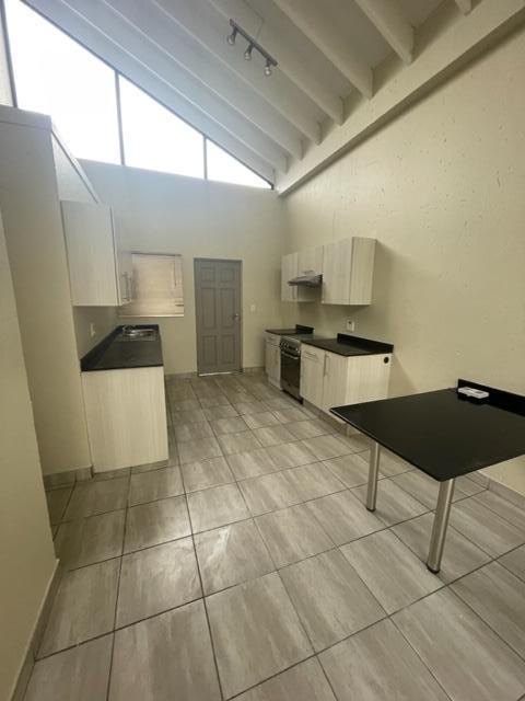 2 Bedroom Property for Sale in Beverley Gauteng