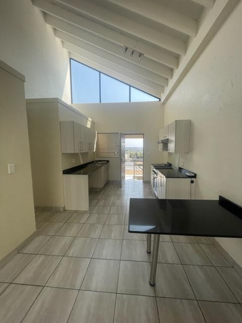 2 Bedroom Property for Sale in Beverley Gauteng