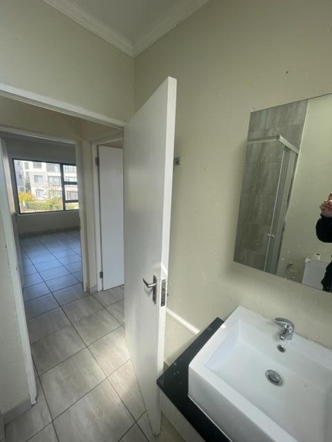 2 Bedroom Property for Sale in Beverley Gauteng