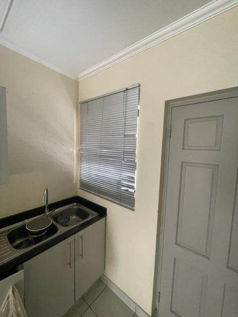 2 Bedroom Property for Sale in Beverley Gauteng