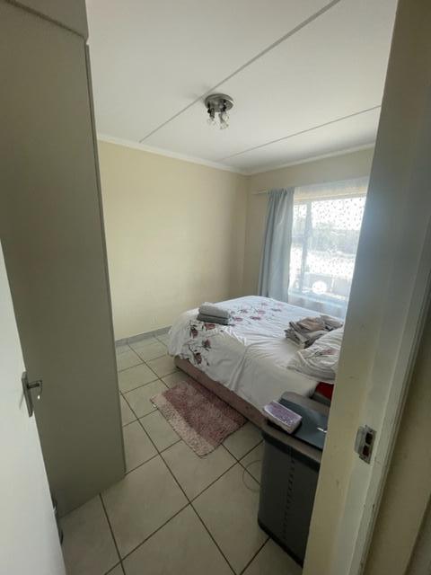 2 Bedroom Property for Sale in Beverley Gauteng