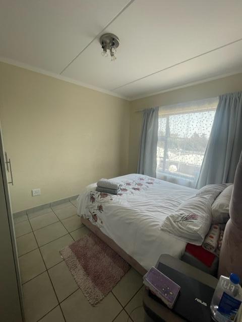 2 Bedroom Property for Sale in Beverley Gauteng