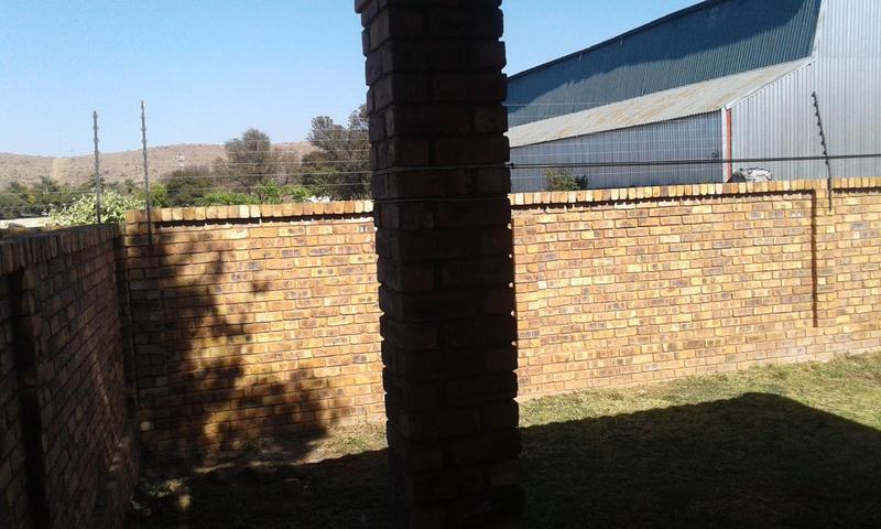 2 Bedroom Property for Sale in Andeon Gauteng