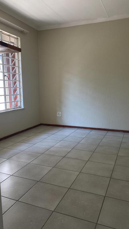 2 Bedroom Property for Sale in Sterrewag Gauteng