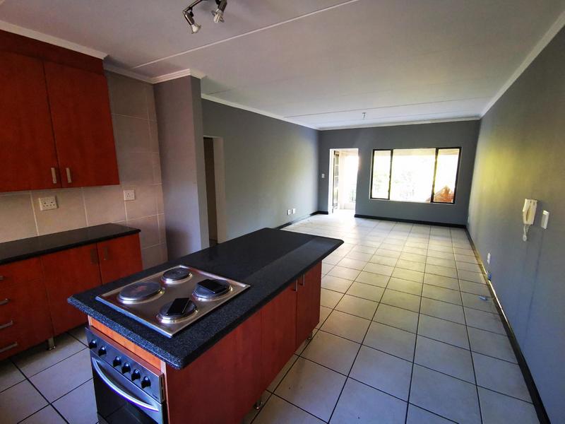 2 Bedroom Property for Sale in Sunninghill Gauteng