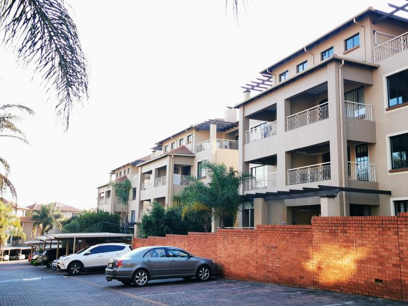 2 Bedroom Property for Sale in Sunninghill Gauteng