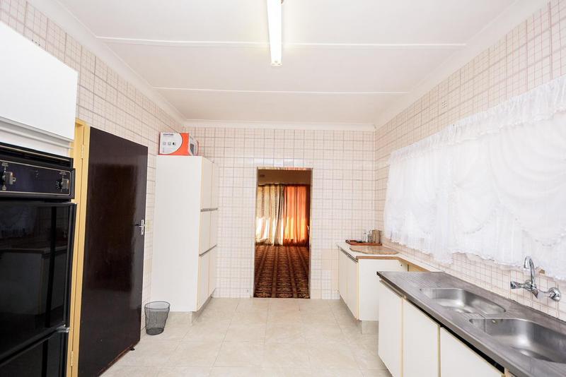 12 Bedroom Property for Sale in Rhodesfield Gauteng