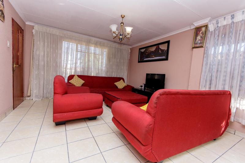 5 Bedroom Property for Sale in Motsu Gauteng